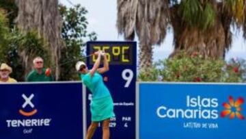 Carlota Ciganda abriendo su participación en la tercera jornada del Tenerife Open de España celebrada hoy.