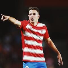 Santiago Arias sería objetivo del Manchester United