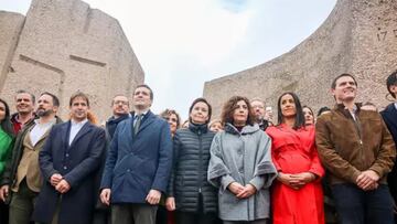 ?Qu¨¦ fue la ¡®foto de Col¨®n¡¯, qui¨¦nes estaban en ella y qu¨¦ pol¨ªticos ya no est¨¢n en activo?