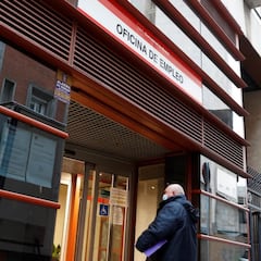 Subsidio a mayores de 52 años: ¿tengo que presentar la Renta 2021-22 si lo cobro?