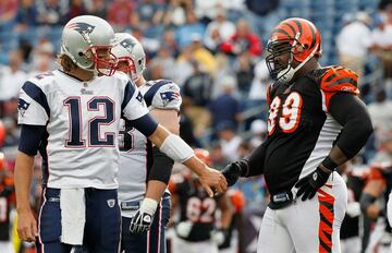 En el duelo ante los Bengals en el primer partido de la temporada de los Patriots en 2010, Gronkowski consiguió su primer recepción de touchdown.