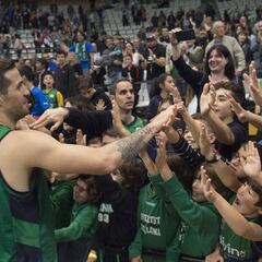 El Joventut doblega al Fuenla y seguirá un año más en la ACB