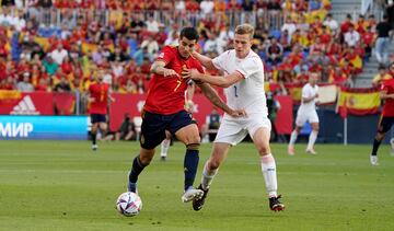 Álvaro Morata y David Zima.