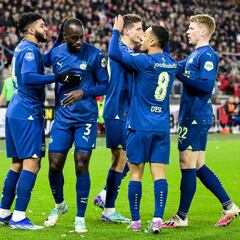 PSV Eindhoven, con la intención de comprar a Sergiño Dest y Malik Tillman