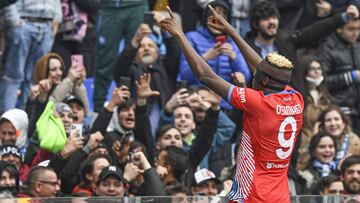 Naples (Italy), 19/03/2022.- Napoli'Ãôs Victor Osimhen celebrates after scoring during the Italian Serie A soccer match between SSC Napoli and Udinese at 'Diego Armando Maradona' stadium in Naples, Italy, 19 March 2022