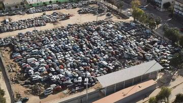 Vista área de la parcela donde se ubica el Municipal de Benetússer, que tres meses después de la DANA sigue siendo un desguace de coches.