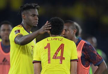 La Selección de Reinaldo Rueda sumó su tercer empate consecutivo al igualar 0-0 ante Ecuador en Barranquilla. Hubo polémica en el final.