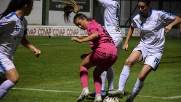 Partido del M&aacute;laga femenino durante la pretemporada.