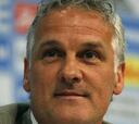 Fred Rutten dirigirá al Schalke la próxima temporada