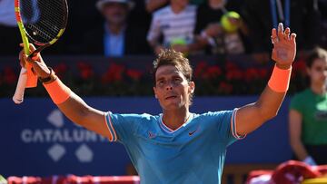 Rafael Nadal celebra su victoria ante Leonardo Mayer en el Barcelona Open Banc Sabadell en el Real Club De Tenis de Barcelona.