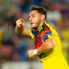 Sebastián Cáceres ‘le hace el feo’ al América pero seguirá en el club
