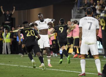 Arango (#9) scored LAFC's winner against the Galaxy.