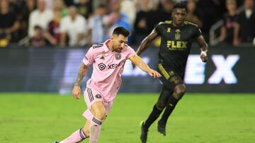 LOS ANGELES, CALIFORNIA - SEPTEMBER 03: Lionel Messi #10 of Inter Miami CF controls the ball in the second half during a match between Inter Miami CF and Los Angeles Football Club at BMO Stadium on September 03, 2023 in Los Angeles, California.