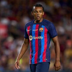 Jules Koundé unlikely to be registered for Barcelona-Rayo Vallecano