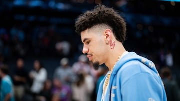 El tobillo mortifica a LaMelo Ball