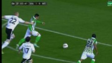 47'. Mathieu debió ver la roja.