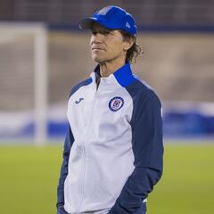 Cruz Azul confirma el regreso de Jaime Ordiales al club