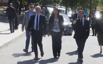 Rienda, presidenta del CSD, fue la segunda espa?ola en conseguir un Campeonato del Mundo de esqu¨ª, la primera fue Blanca Fern¨¢ndez Ochoa. Acudi¨® acompa?ada del ministro de Cultura y Deporte.