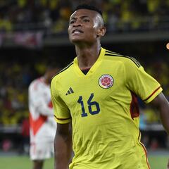 FIFA destaca la gambeta de Cortés y el carácter de Puerta