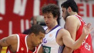 <strong>CONTRA LAS CUERDAS.</strong> El Real Madrid volvió a perder en Atenas y está a una derrota de la eliminación en Europa.