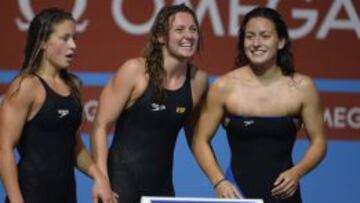 Beatriz Gomez, Melanie Costa y Patricia Castro que, junto a Mireia Belmonte, batieron el récord de españa de 4x200 libre.
