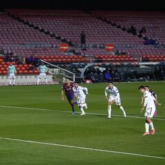 "Es penalti claro, amonestación"