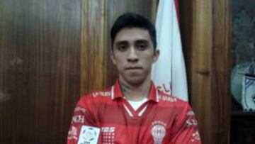 Edson Puch deberá continuar en Huracán hasta fin de año.