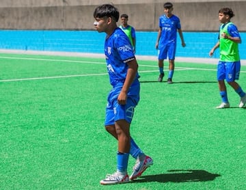 D’hidier Pereira en un partido de San Marcos de Arica, en el Fútbol Joven.