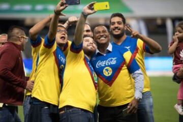Así fue el homenaje a los volantes del Club América