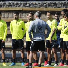 Las Palmas es el equipo con más tarjetas amarillas de la categoría