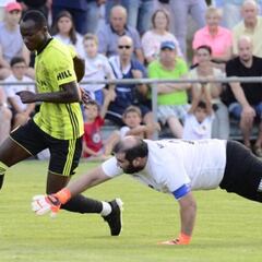 El Zaragoza se estrena con una fácil goleada (0-13)