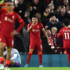 Rio Ferdinand espera que Luis Díaz alcance el nivel de Salah