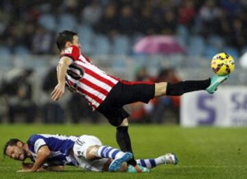 Alberto de La Bella y Aritz Aduriz.