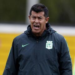 Almirón: "Vamos con mucha fuerza por la clasificación"