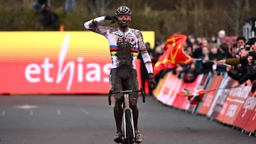 Mathieu van der Poel, un cohete antes del Mundial