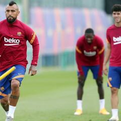 En Italia revelan inquietud de Vidal por trabas en su fichaje por el Inter