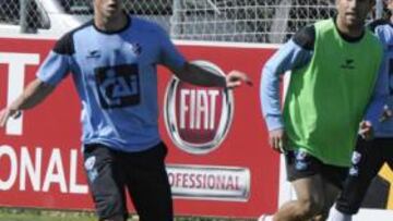 Íñigo Pérez, en primer término, durante un entrenamiento.