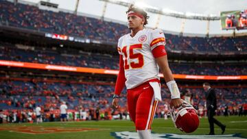 El gerente general Brett Veach y el representante de Mahomes eligieron la clásula que permite la estancia del pasador con los Chiefs hasta 2021.
