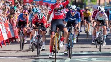 04/05/23 
VUELTA CICLISTA A ESPAA FEMENINA
LA VUELTA FEMENINA - 4 Etapa
CUENCA - GUADALAJARA
VENCEDORA 87 Marianne VOS