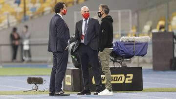 Rubiales junto a Molina y Luis Enrique en el último partido de España, en Kiev.