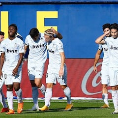 Terapia de choque: El Valencia crece pese a la derrota