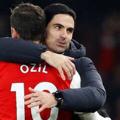 Arteta, sobre el culebrón Özil: "Ya es libre de irse a otro club"