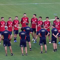 Las bajas de Paraguay y Ecuador que ilusionan a la Roja de Berizzo