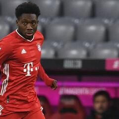 Alphonso Davies named in L'Equipe's 2020 World XI