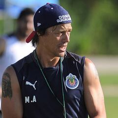 Matías Almeyda no garantiza titularidad a Oswaldo Alanís