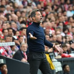 Se descarta la opción de Quique Sánchez Flores para Rayados