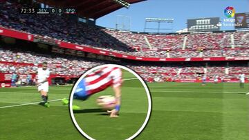 Amorebieta no aguantaba el dolor en los dedos... ?Y no pit車 penalti!
