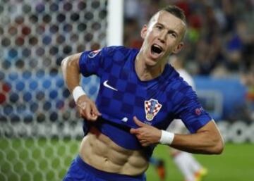 Ivan Perisic celebra el 2-1.