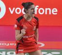 Carolina Marín derrota a Saina Nehwal en la Liga de la India