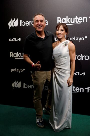 Sandra Sánchez posando con Roberto Brasero.